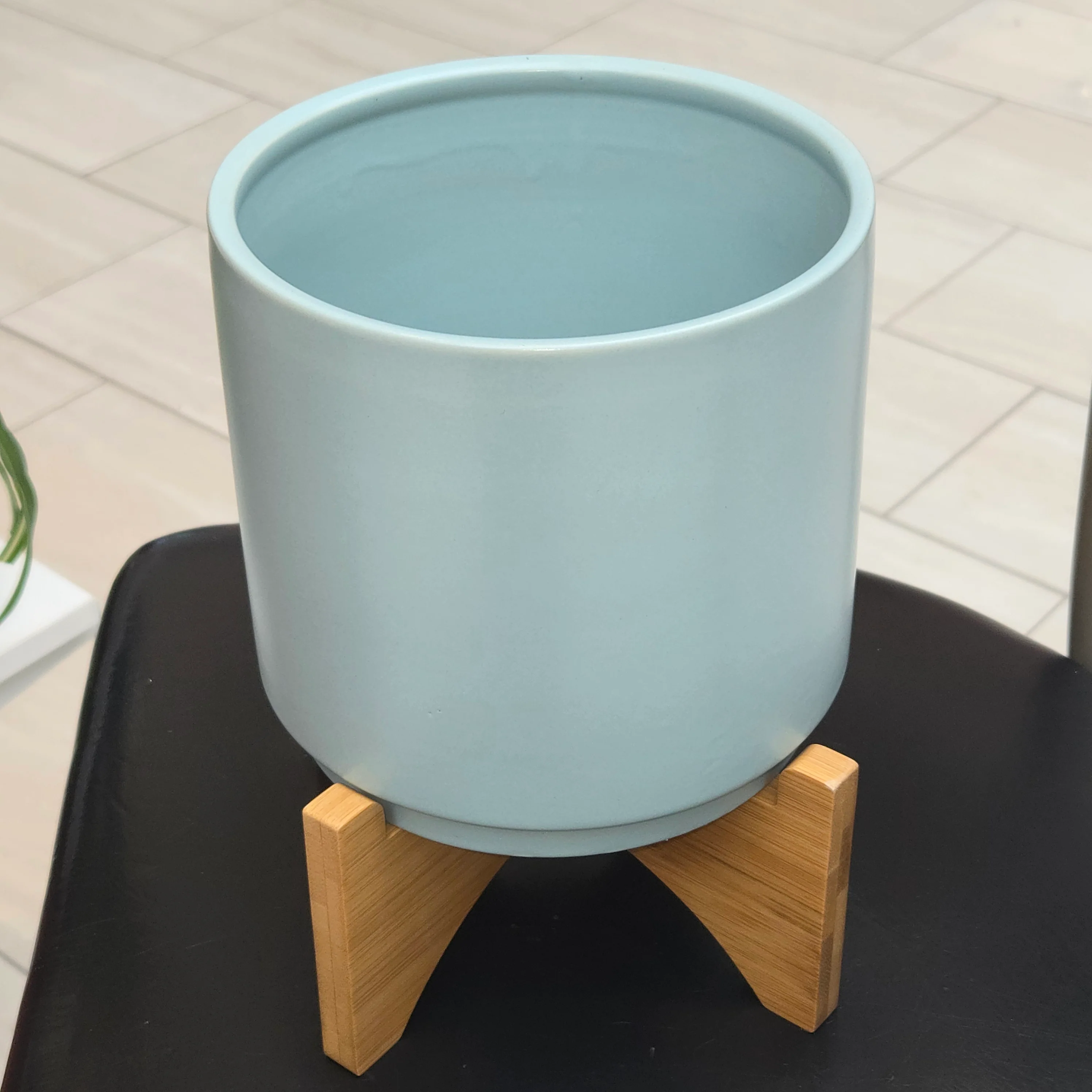 Plant Pots - Image 2