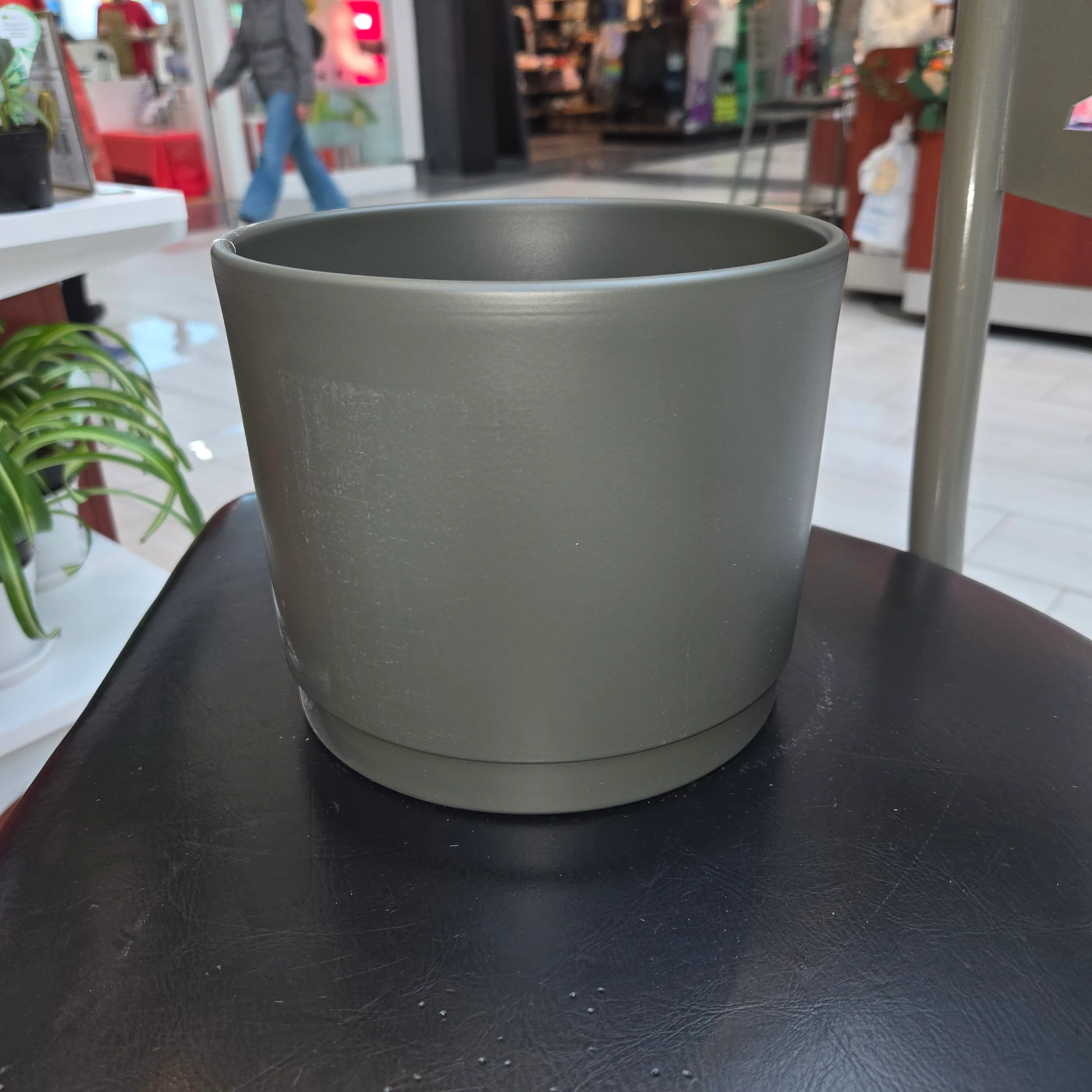 Plant Pots - Image 8